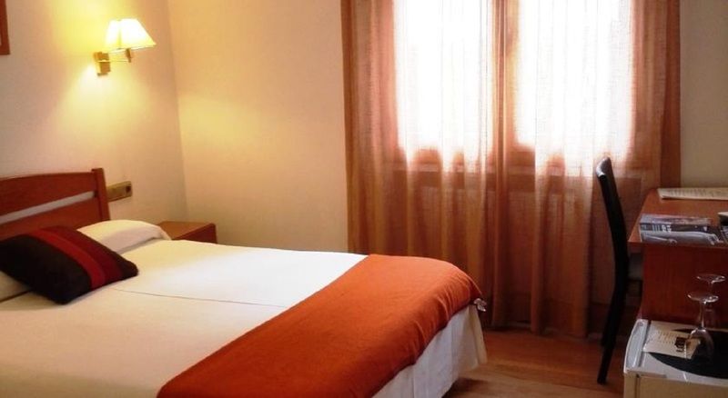 Hotel Porta D'Alella Ngoại thất bức ảnh