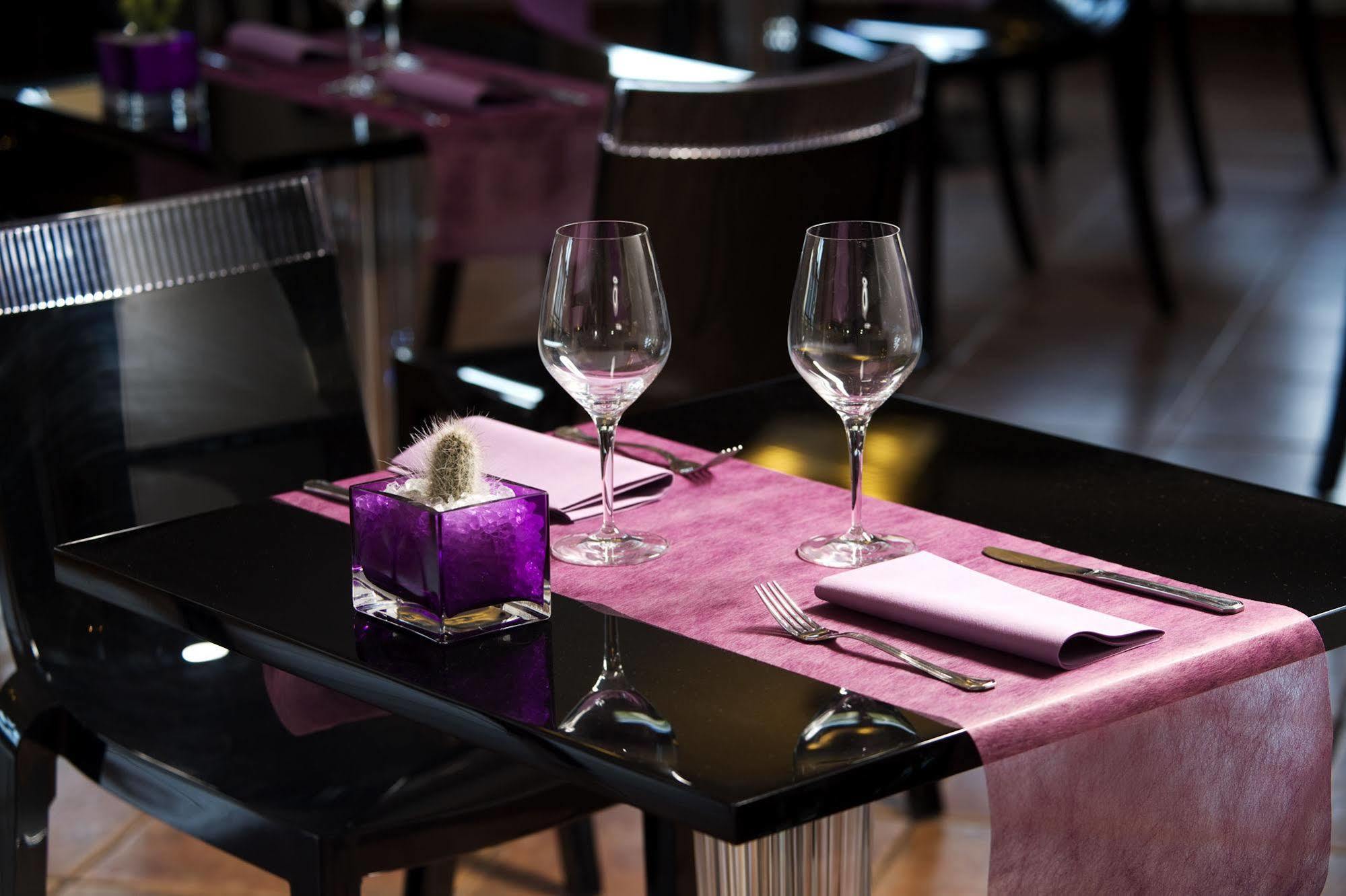 Hotel Porta D'Alella Ngoại thất bức ảnh